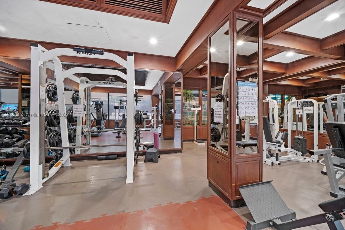 CHARTER CLUB CONDO - Residential Lease