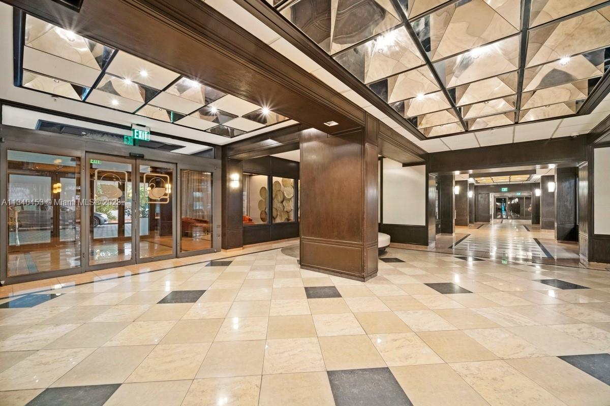 CHARTER CLUB CONDO - Residential Lease