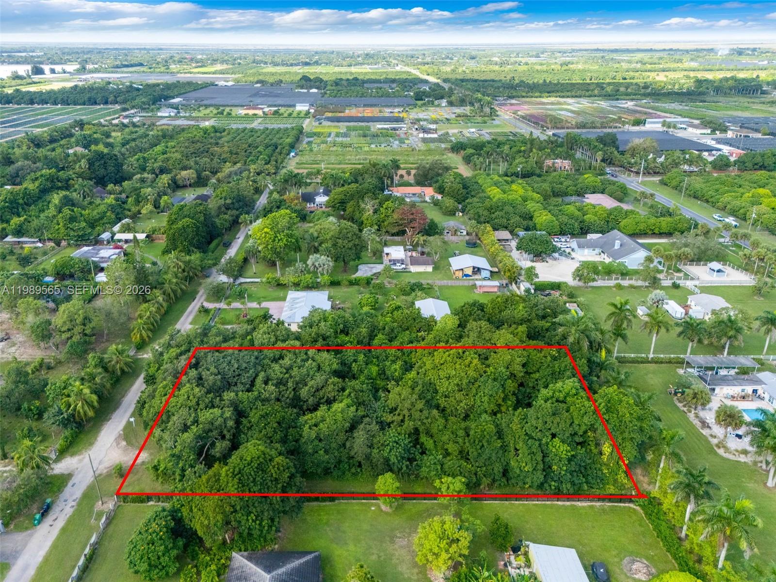 SILVER PALM ACRES - Land