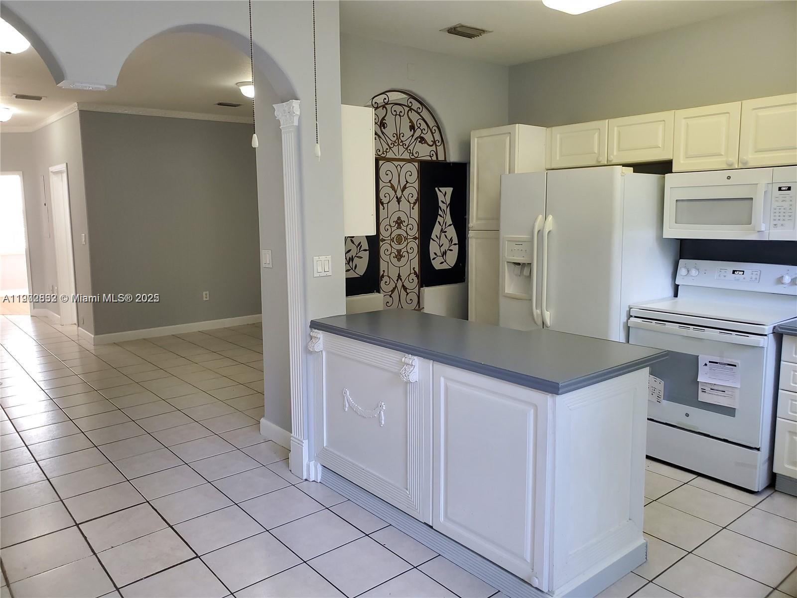 COSTA LINDA CONDO - Residential Lease