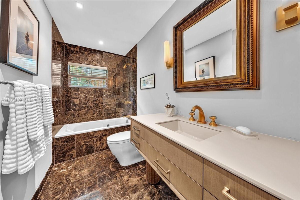 2ND AMD MAP OF KENTFIELD - Residential