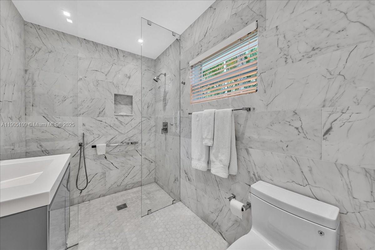 2ND AMD MAP OF KENTFIELD - Residential