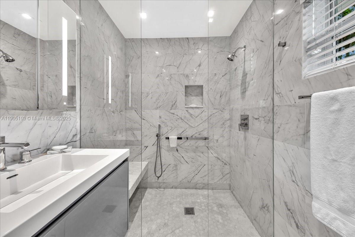 2ND AMD MAP OF KENTFIELD - Residential