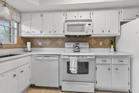 Tiny photo for 180 NE 12th Ave #15B, Hallandale Beach, FL 33009 (MLS # A12009557)
