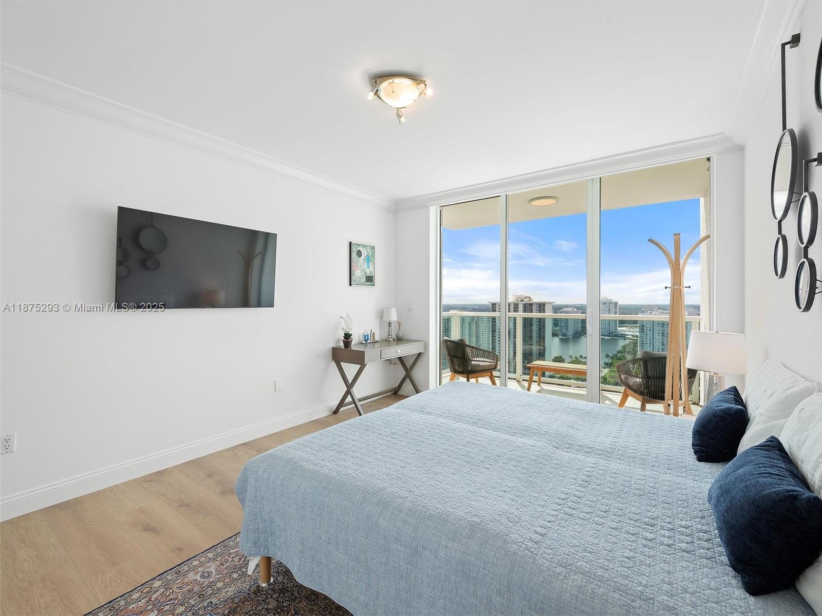 THE PENINSULA CONDO - Residential