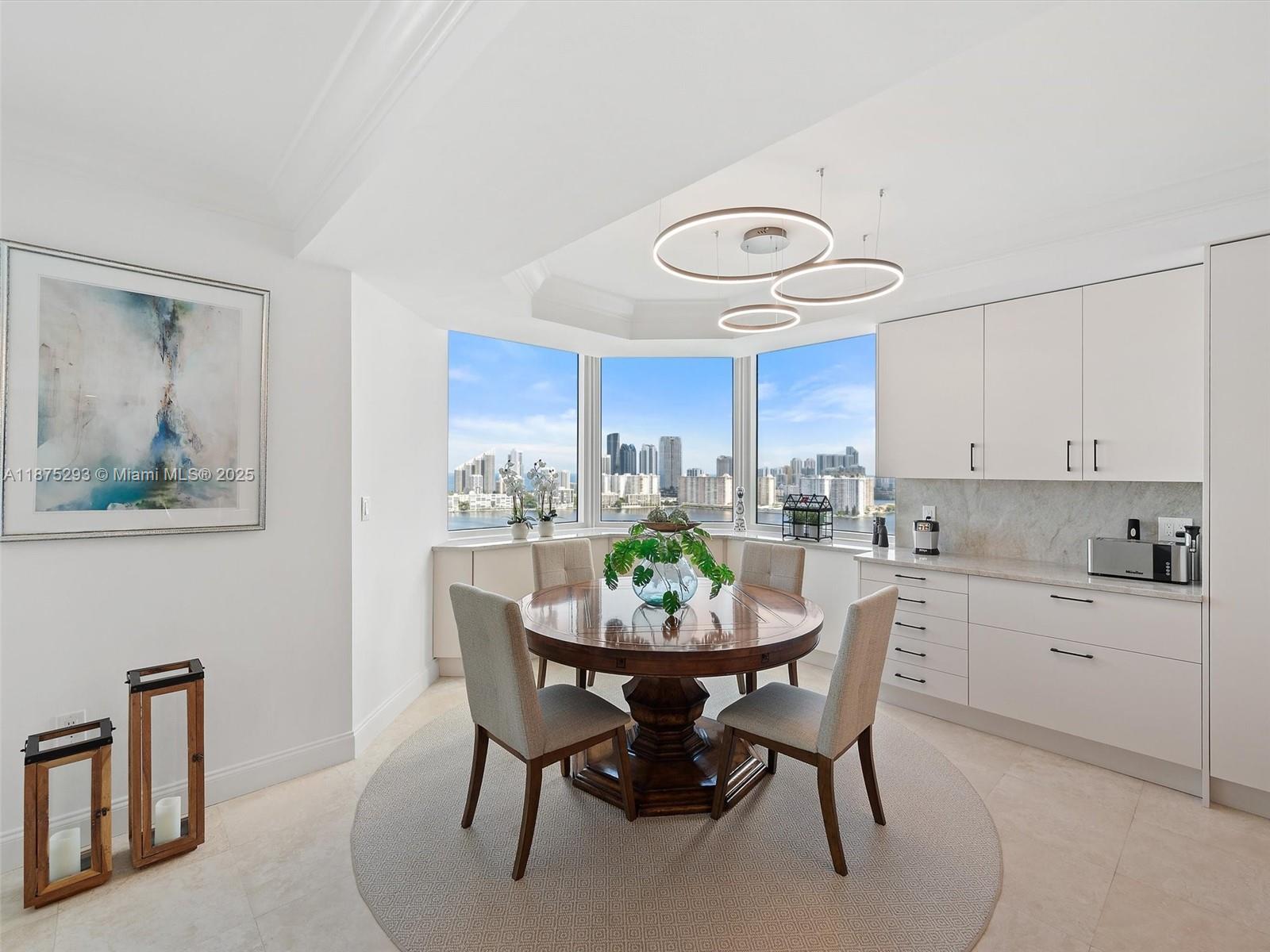 THE PENINSULA CONDO - Residential