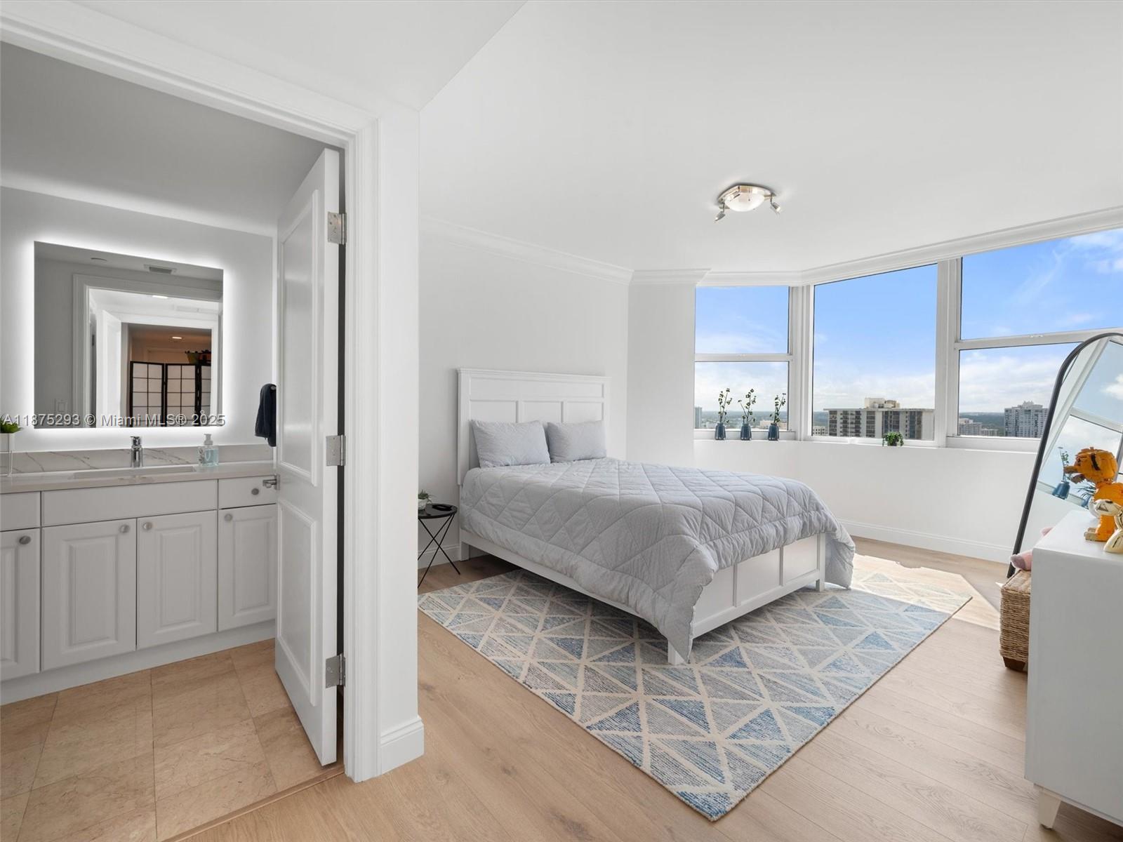 THE PENINSULA CONDO - Residential