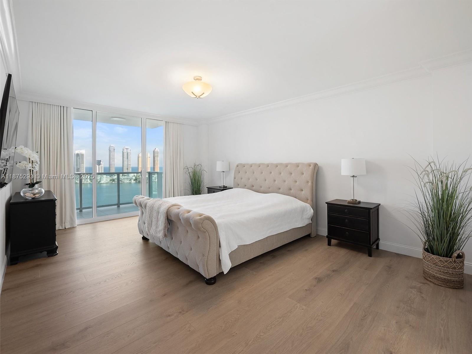 THE PENINSULA CONDO - Residential