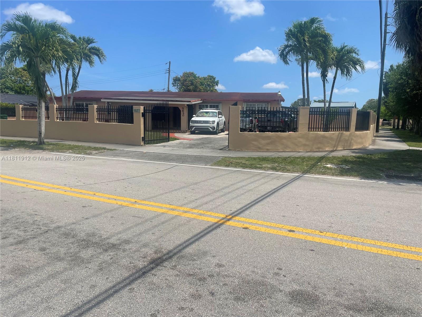 Property for Sale at 5620 Nw 176th St, Miami Gardens, Broward County, Florida - Bedrooms: 5 
Bathrooms: 3  - $660,000