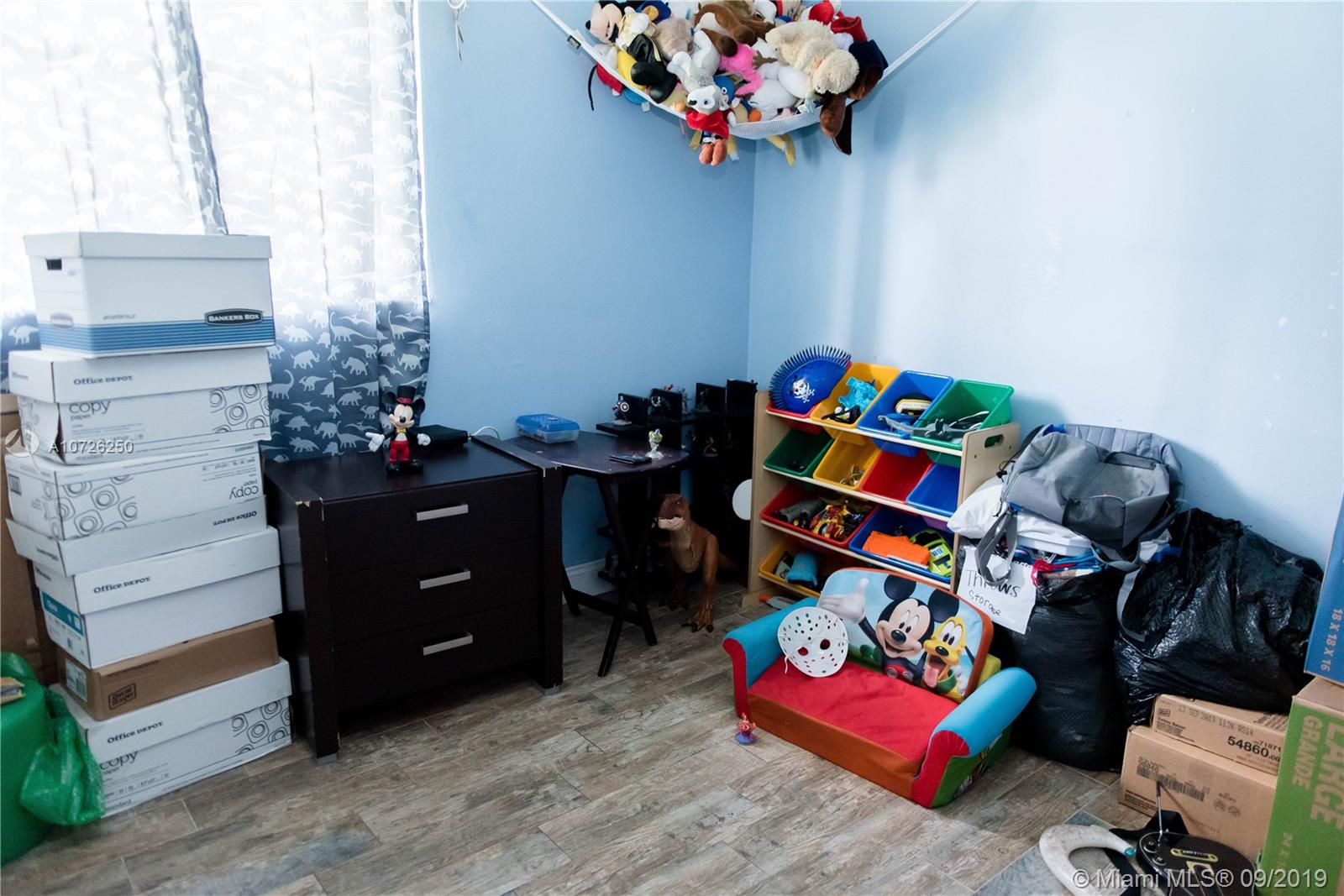 PALM SPRINGS NORTH SEC R - Residential