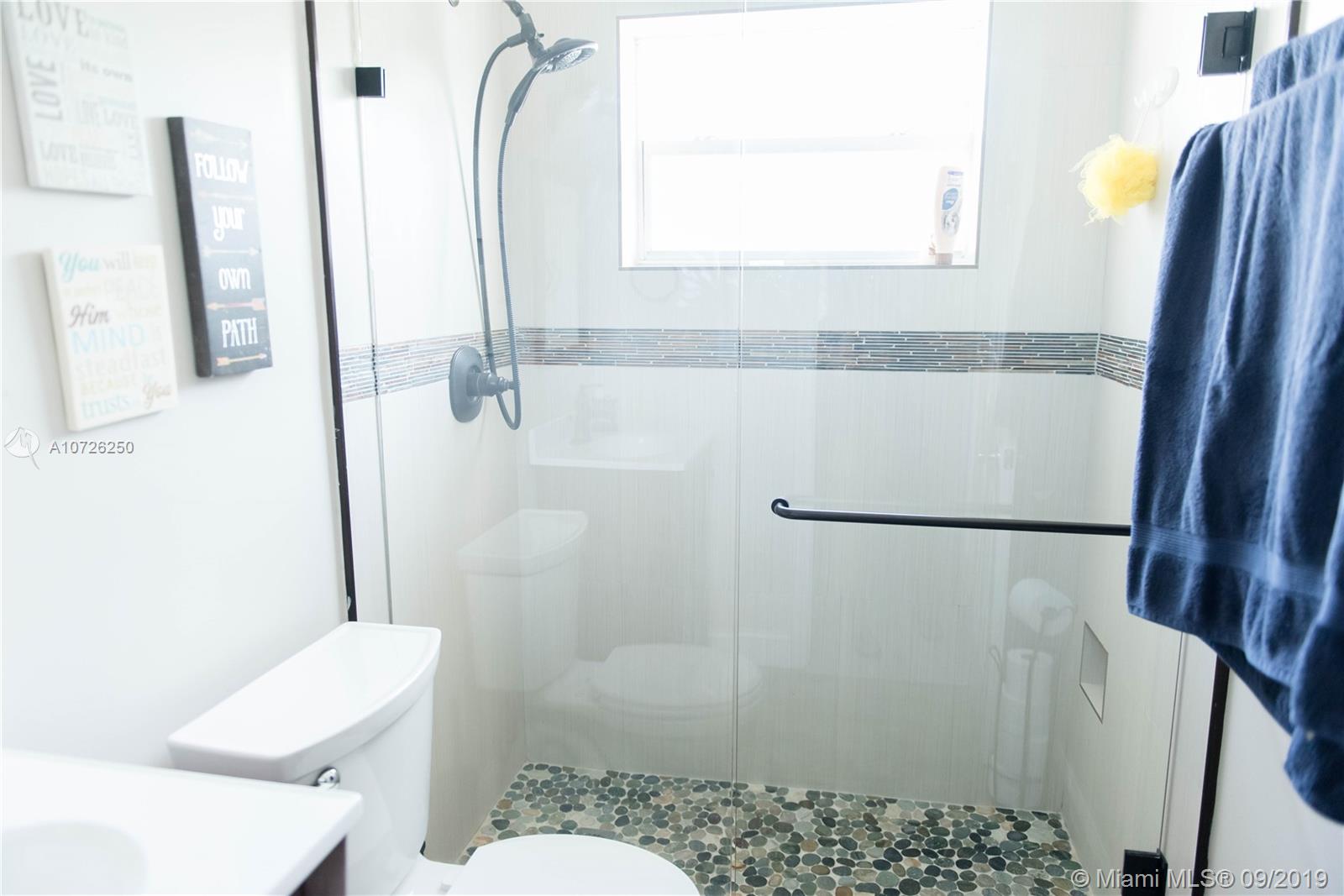 PALM SPRINGS NORTH SEC R - Residential