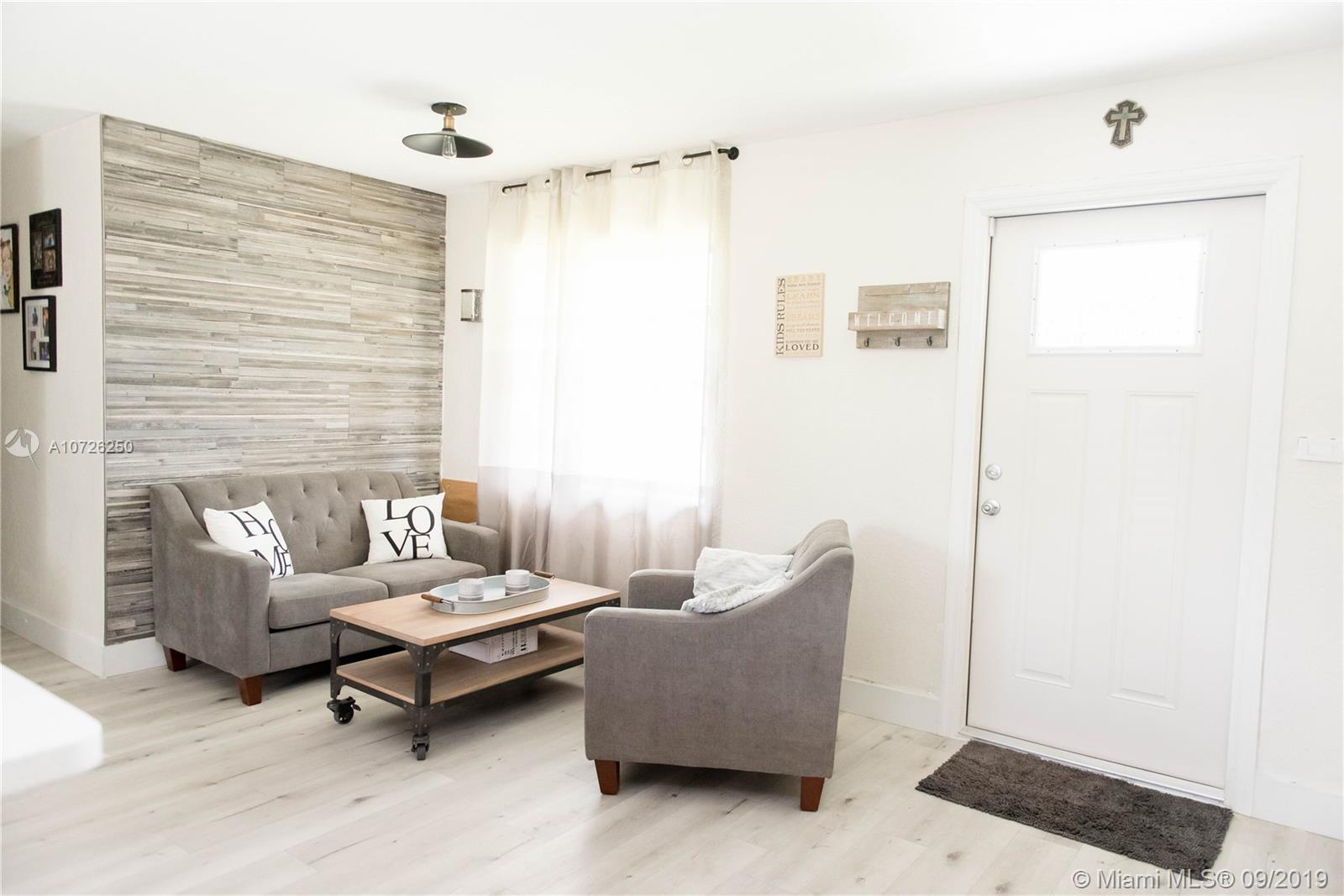 PALM SPRINGS NORTH SEC R - Residential