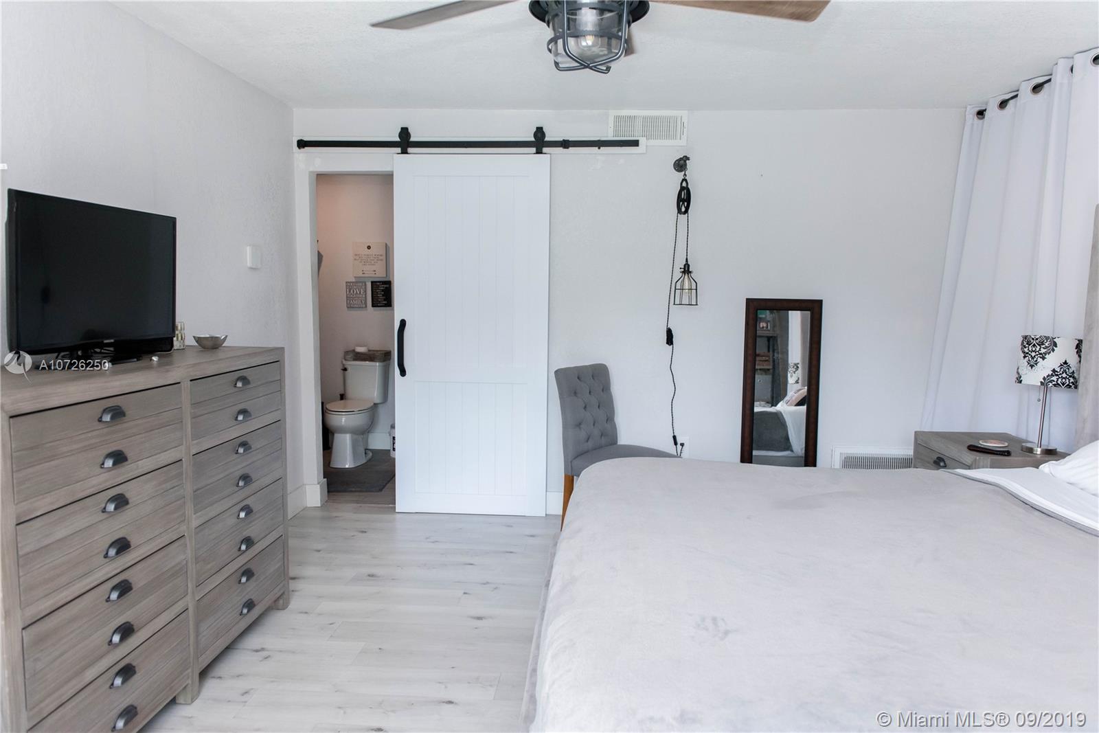 PALM SPRINGS NORTH SEC R - Residential