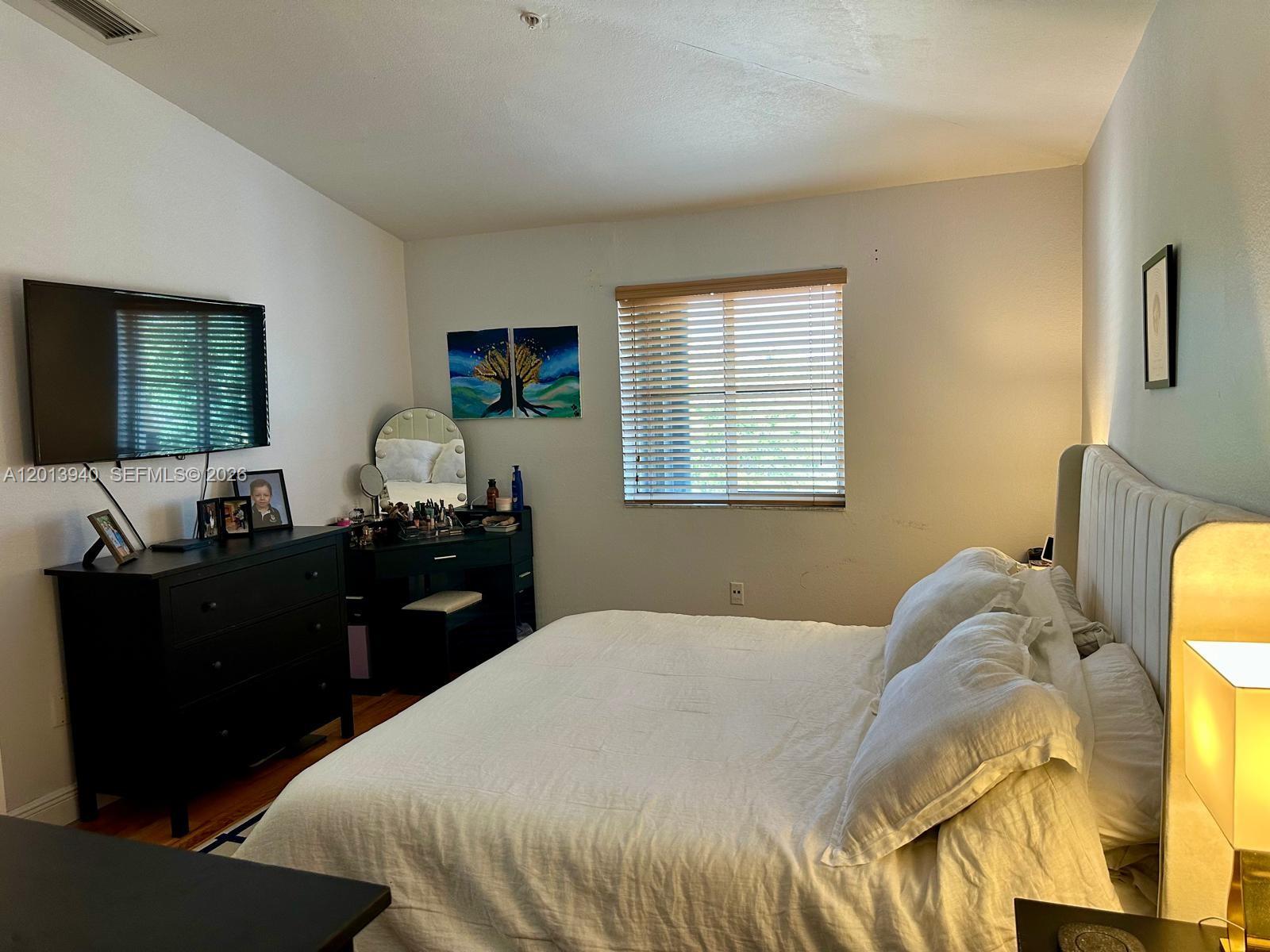 CENTURY PARK CONDO - Residential Lease