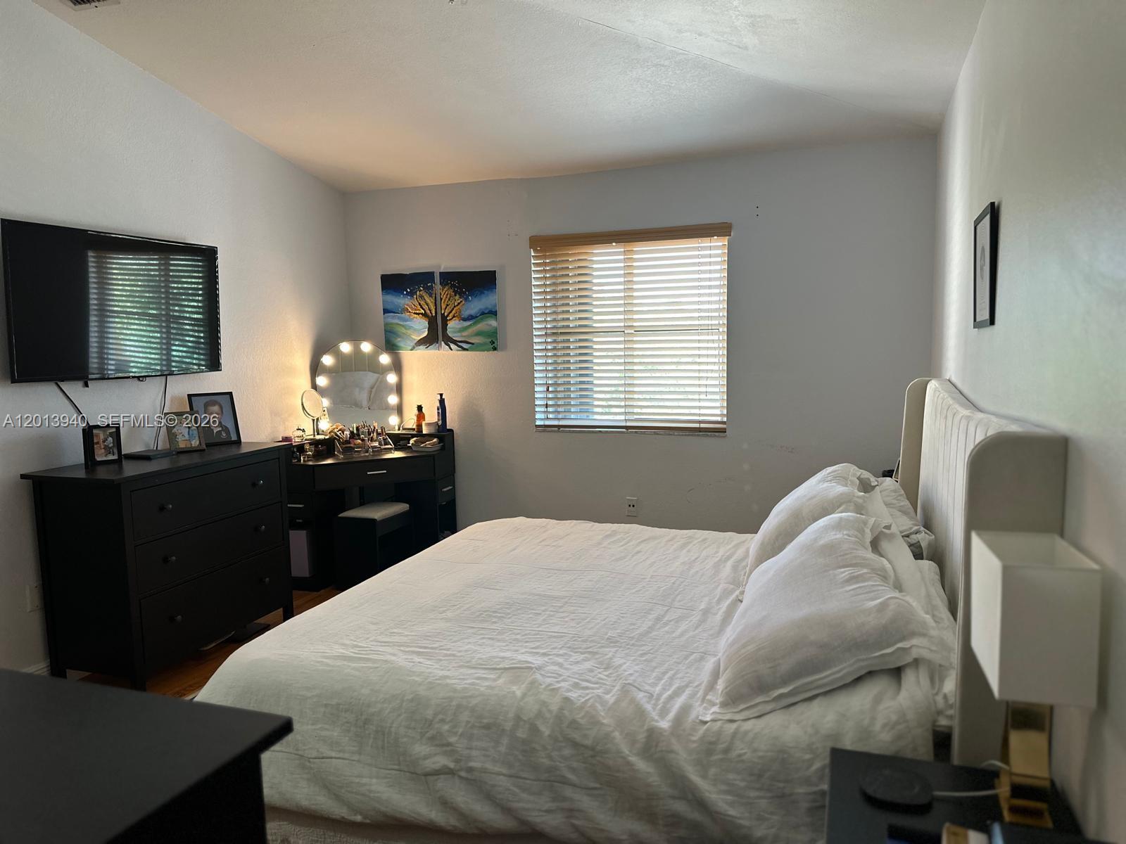 CENTURY PARK CONDO - Residential Lease