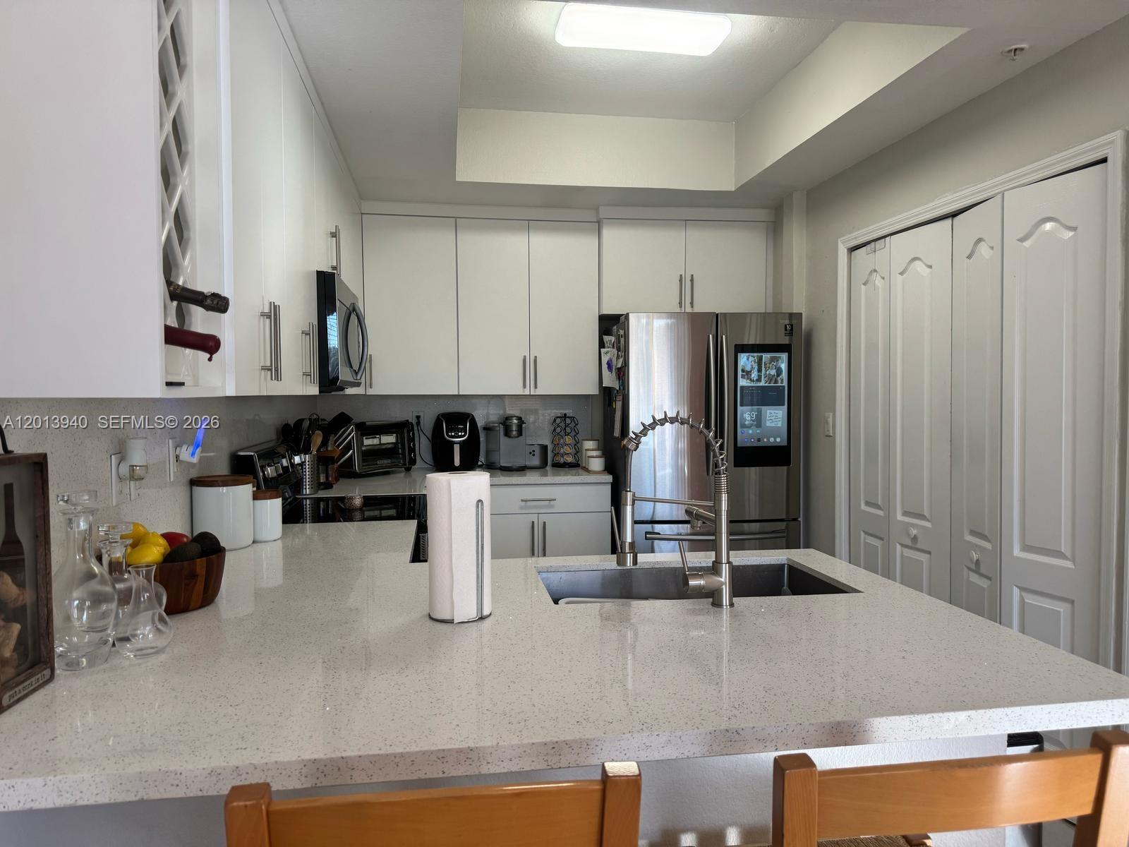 CENTURY PARK CONDO - Residential Lease