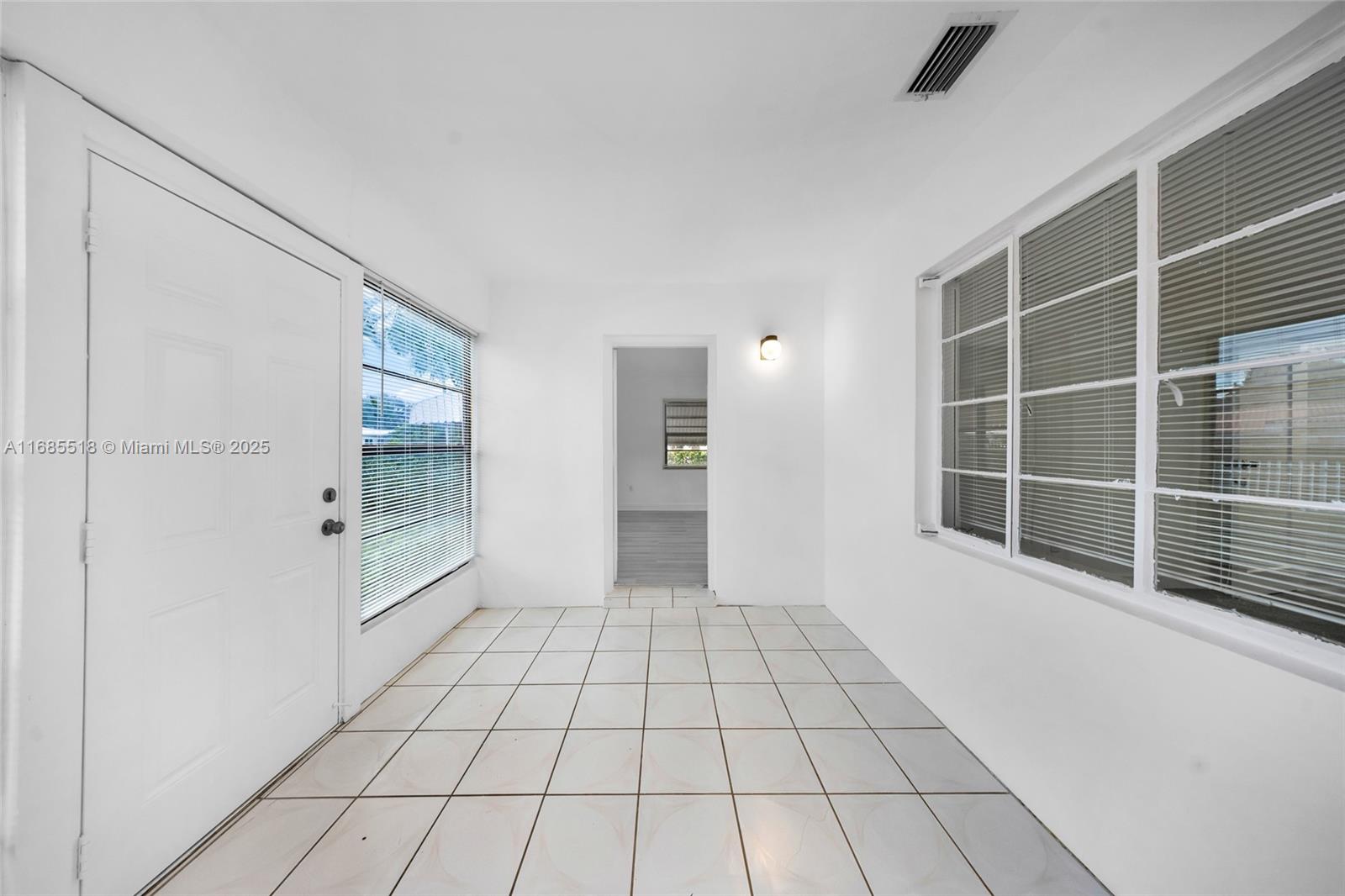 LA PALOMA - Residential
