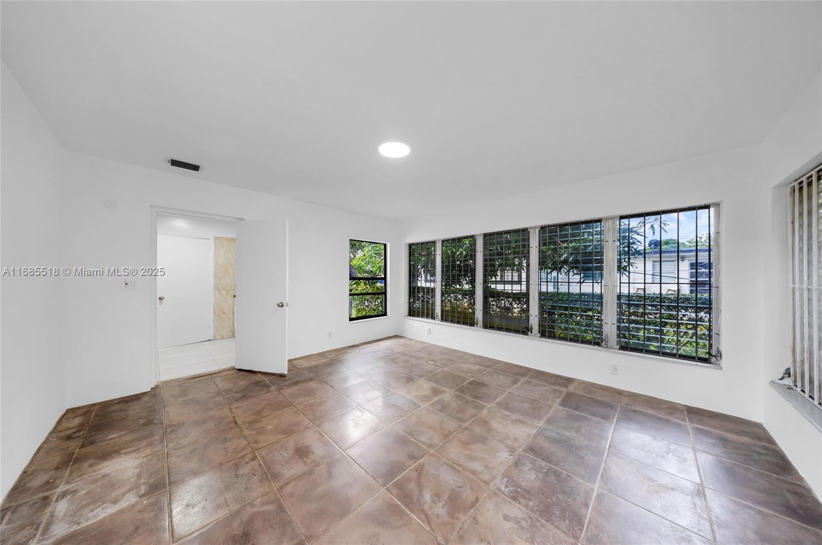 LA PALOMA - Residential