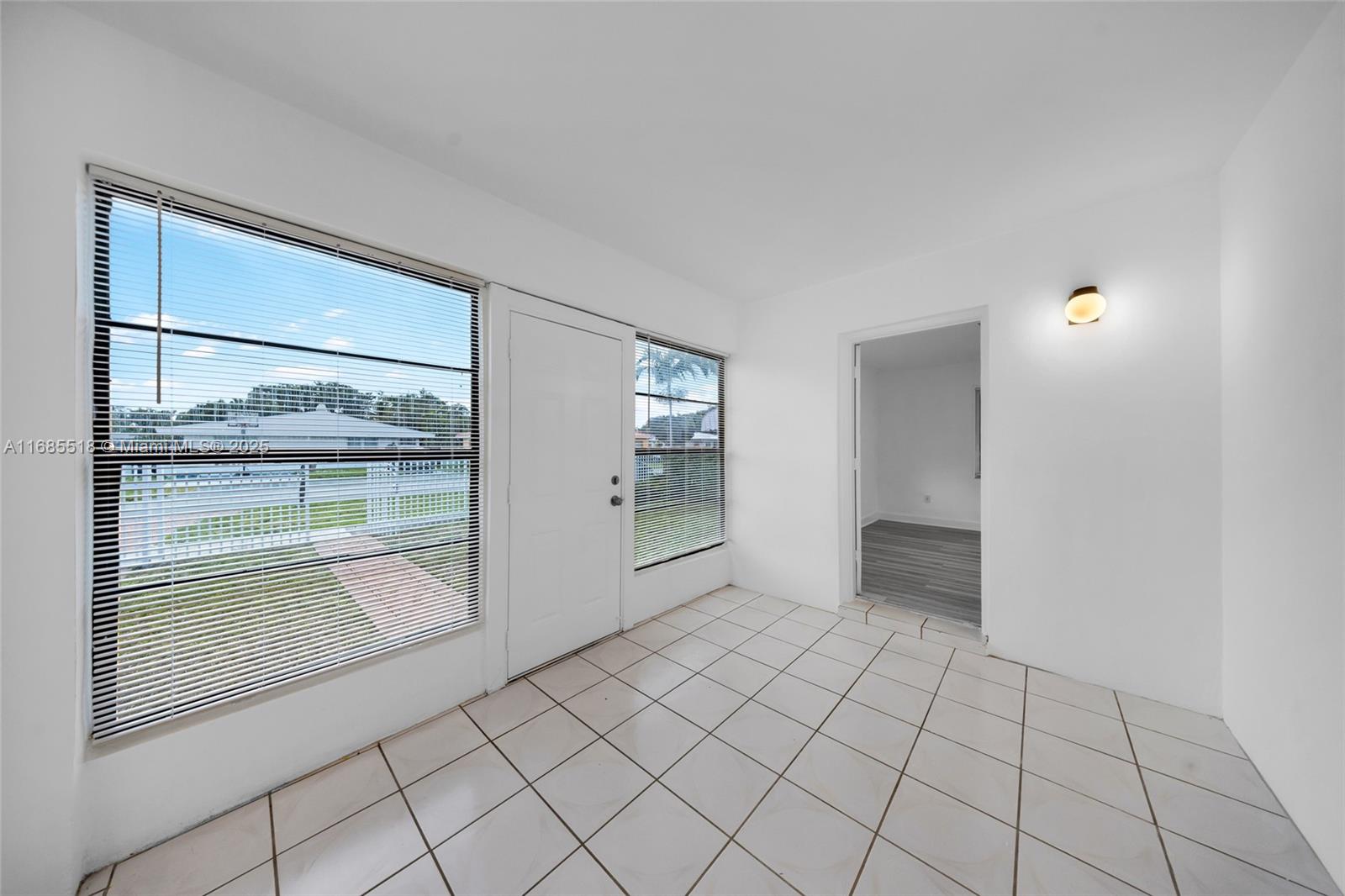 LA PALOMA - Residential