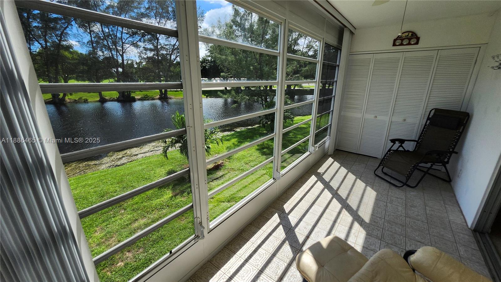 CAMBRIDGE G CONDO - Residential