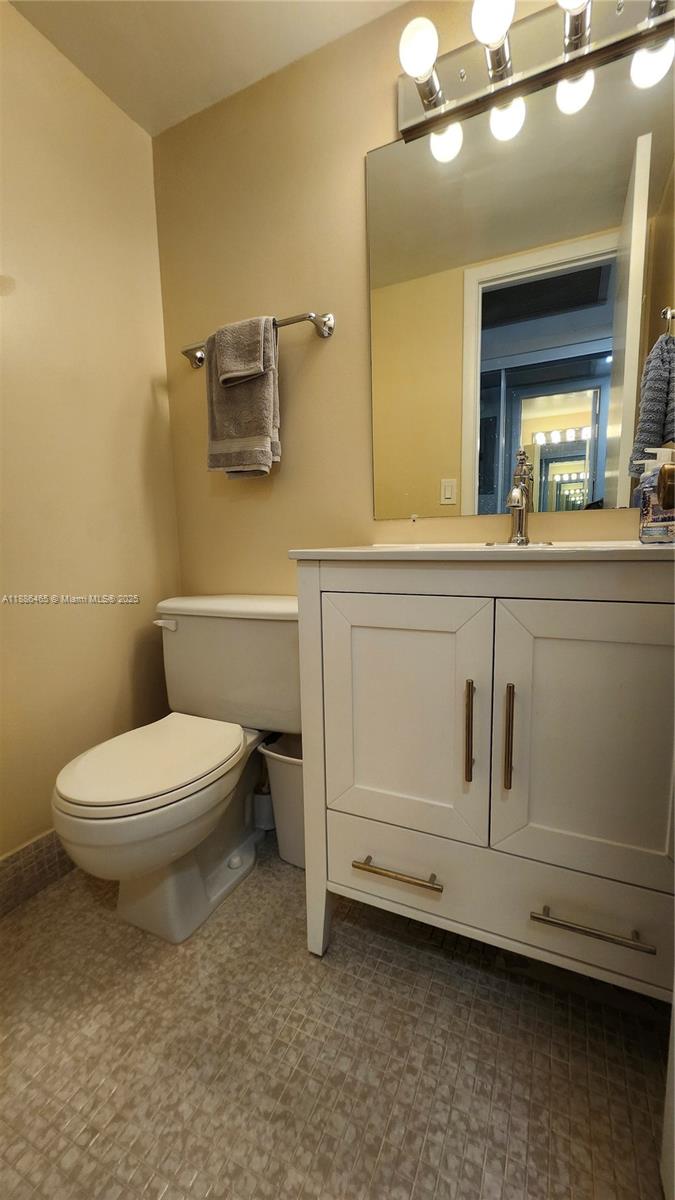 CAMBRIDGE G CONDO - Residential