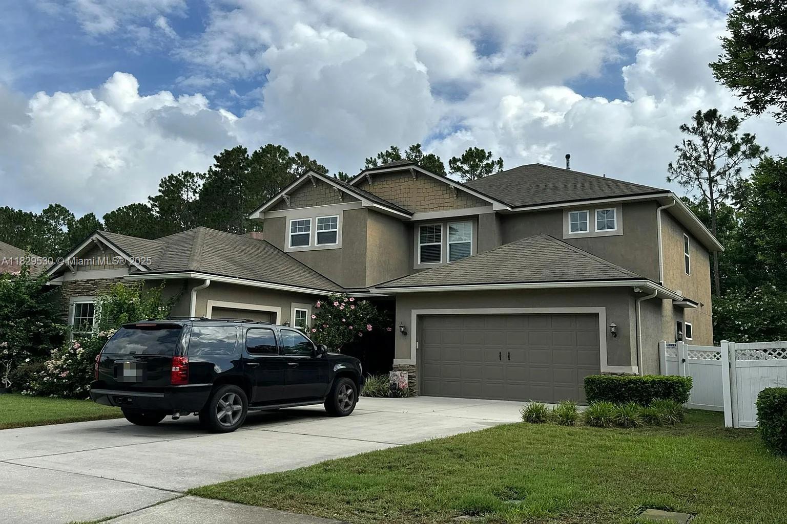 94 Cloisterbane Dr