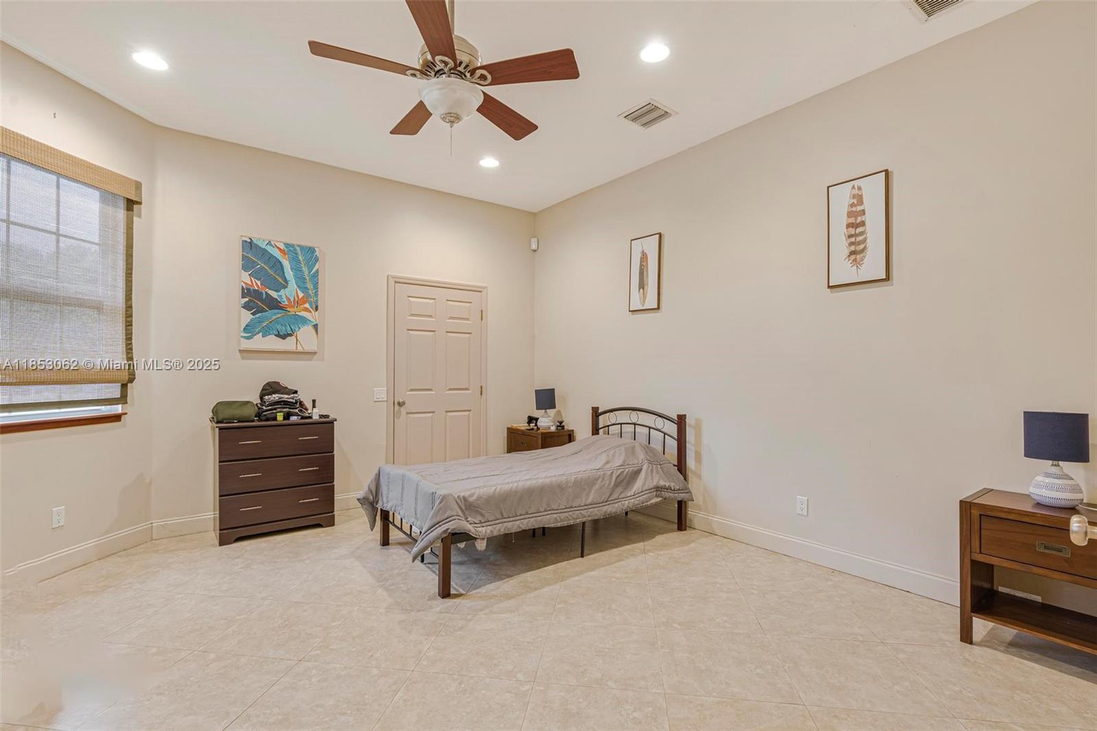 LOXAHATCHEE GROVES - Residential