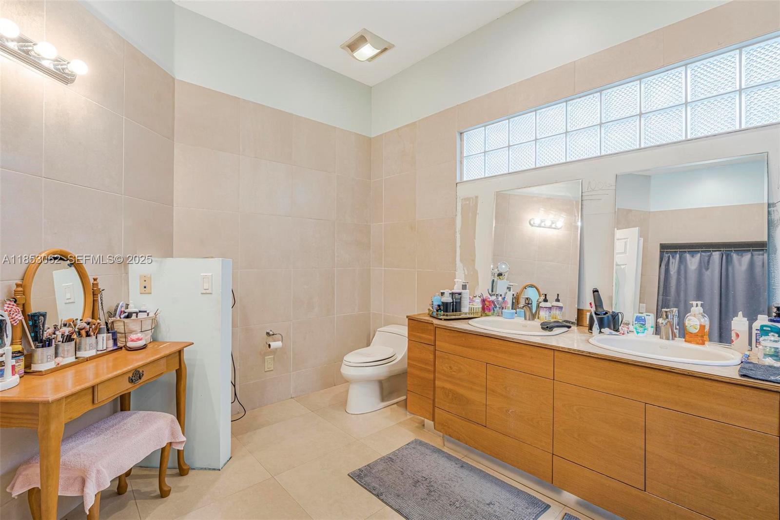 LOXAHATCHEE GROVES - Residential