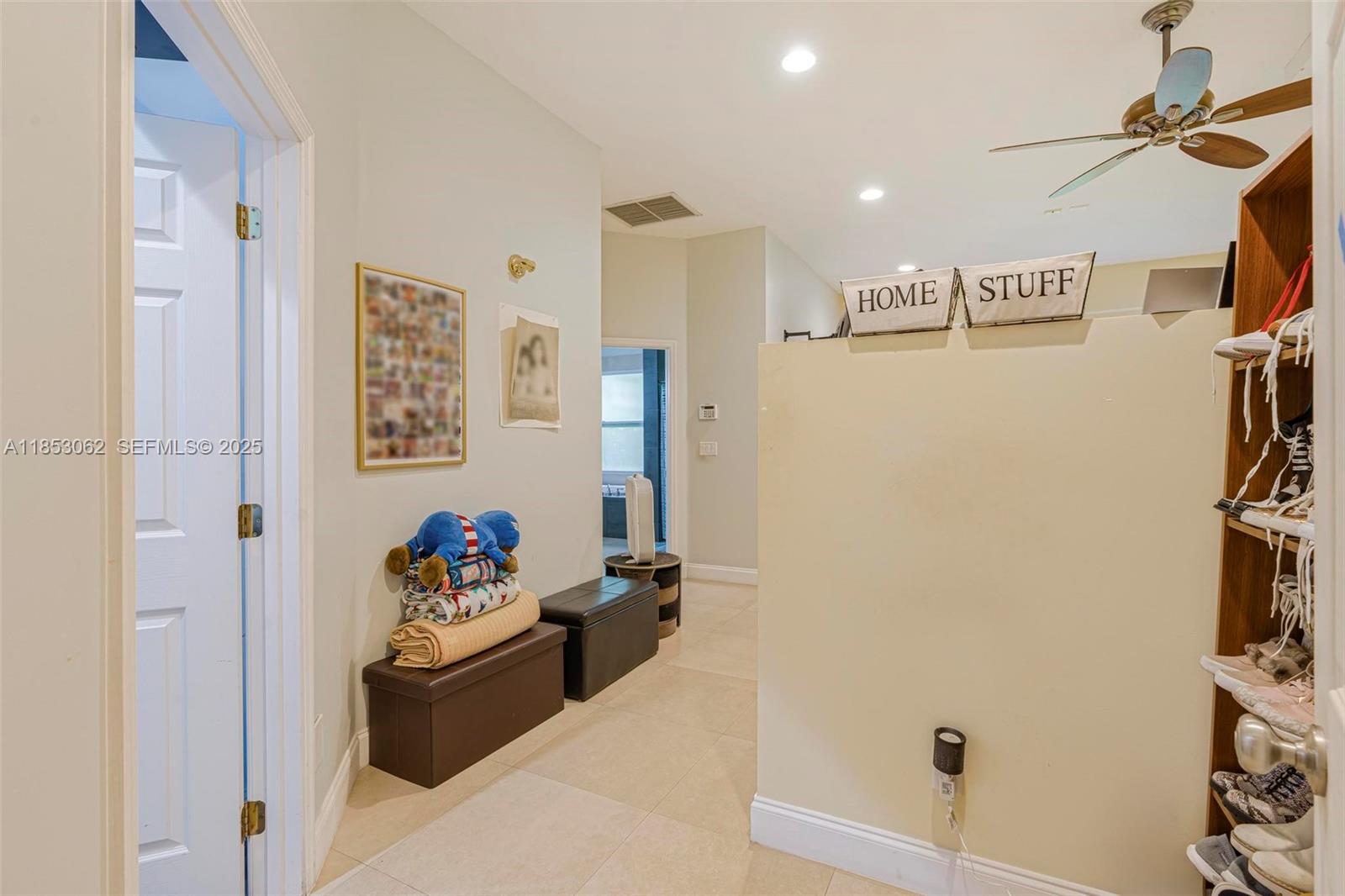 LOXAHATCHEE GROVES - Residential