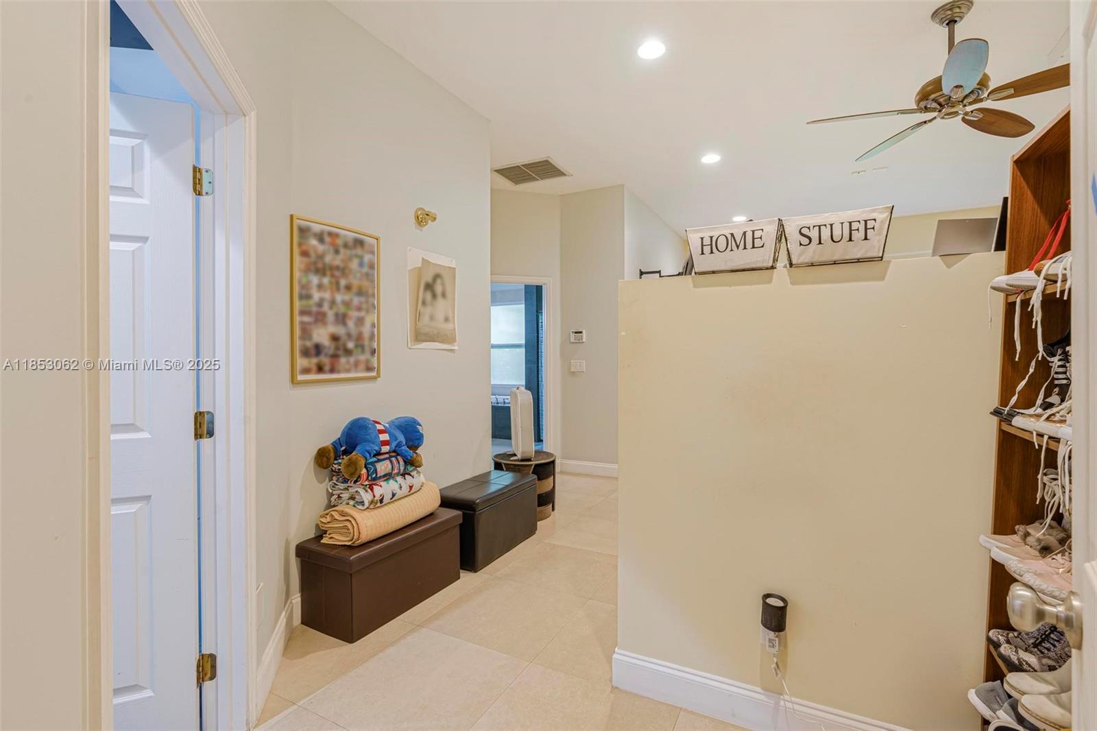 LOXAHATCHEE GROVES - Residential