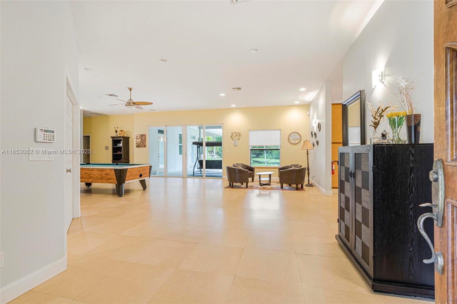 LOXAHATCHEE GROVES - Residential