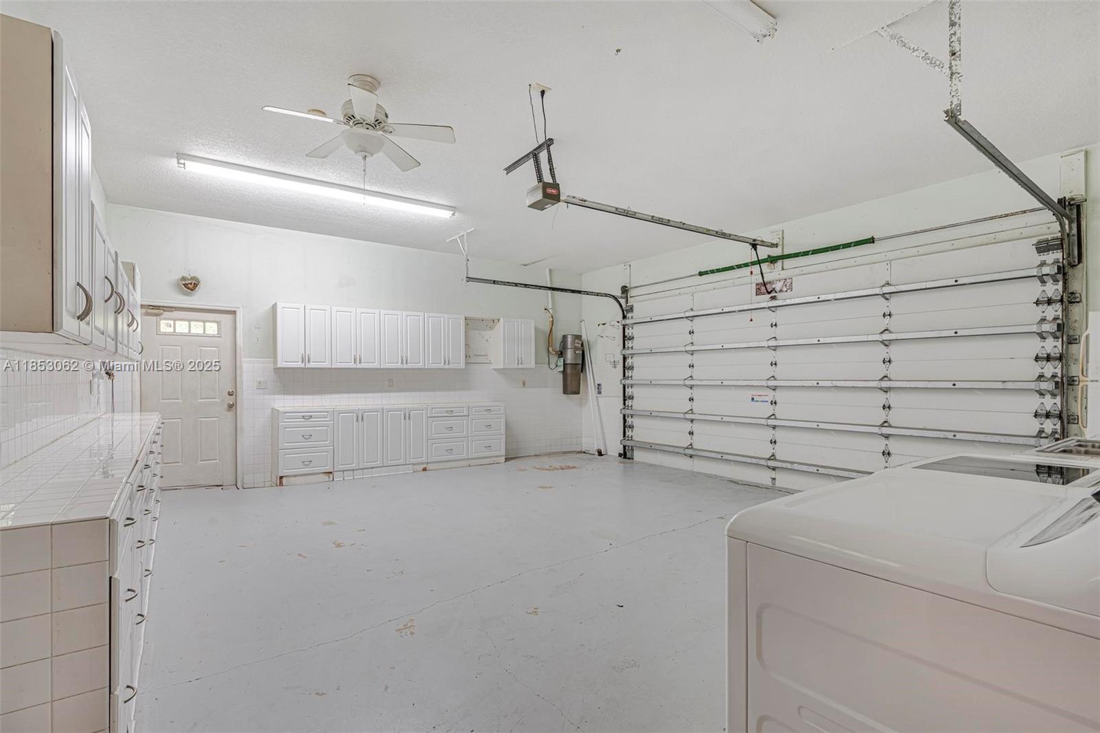 LOXAHATCHEE GROVES - Residential