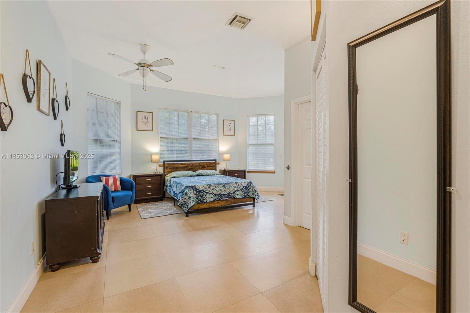 LOXAHATCHEE GROVES - Residential