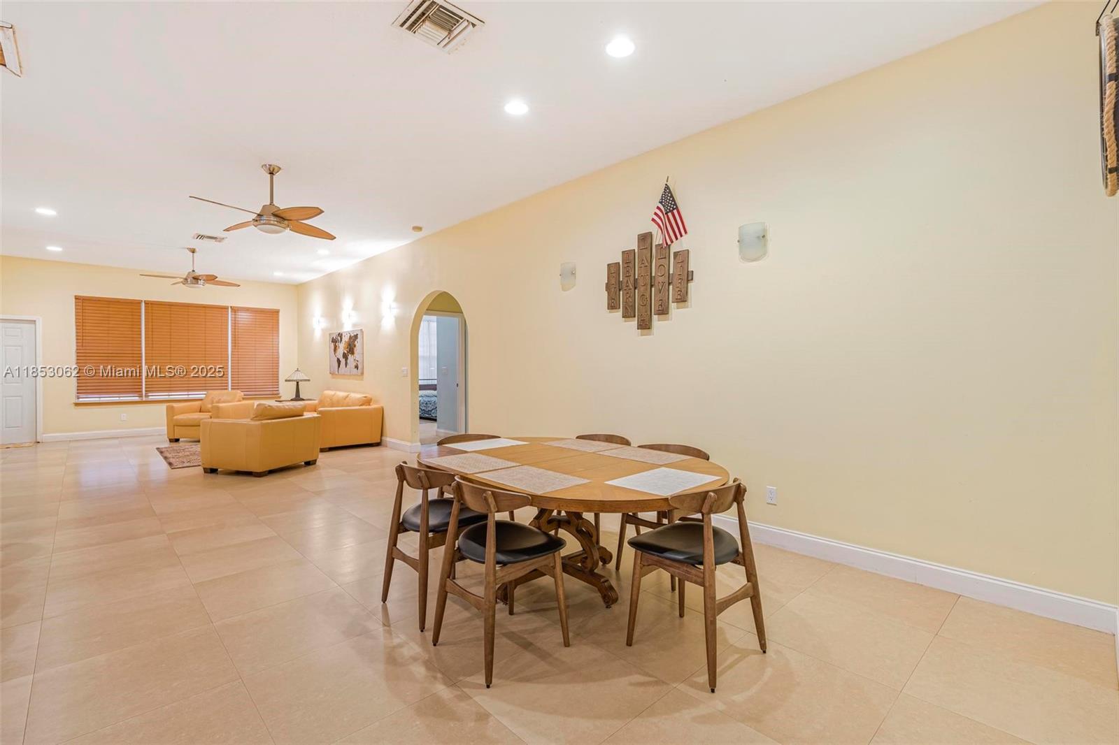 LOXAHATCHEE GROVES - Residential