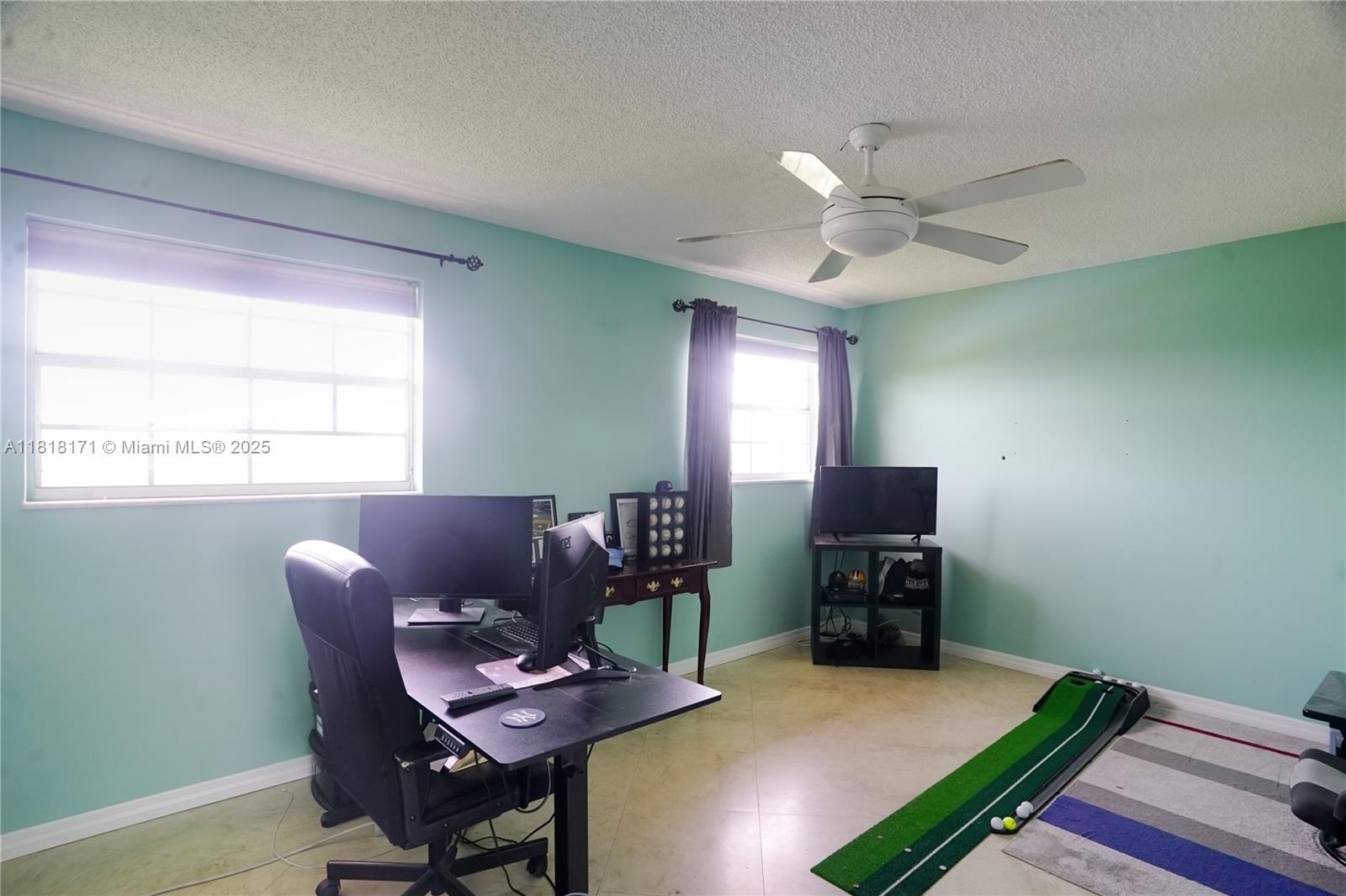 TENNIS CLUB DAVIS CONDO - Residential