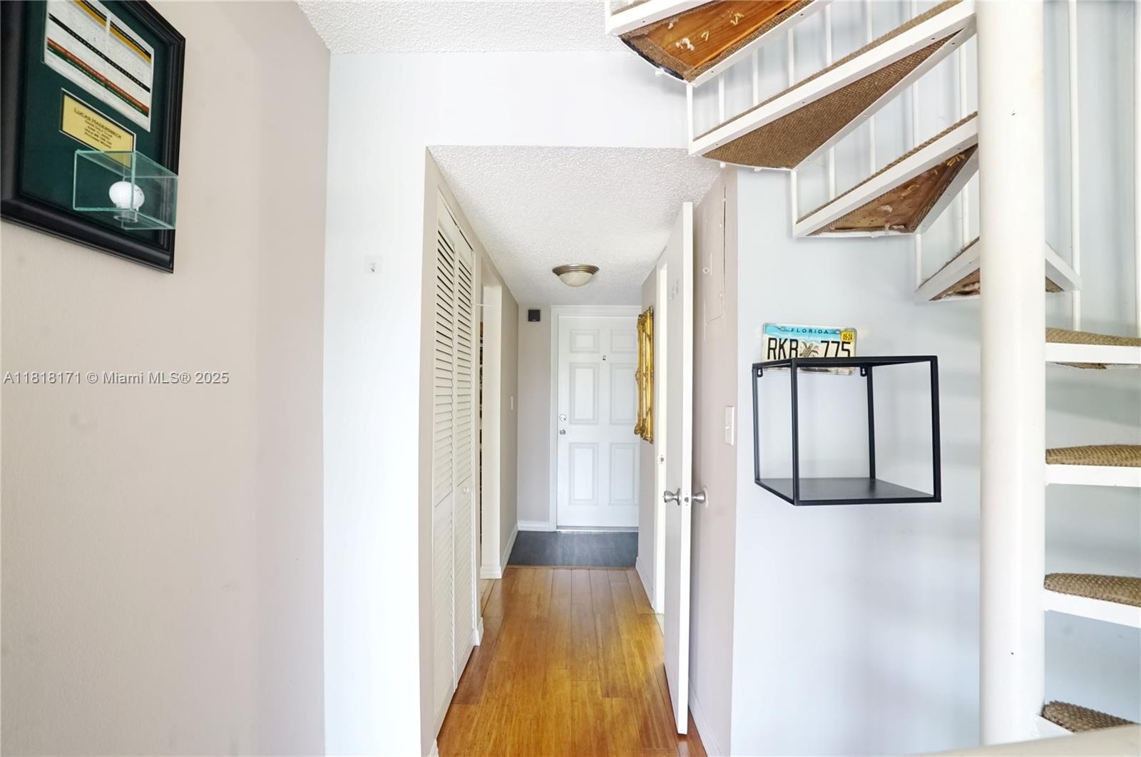 TENNIS CLUB DAVIS CONDO - Residential