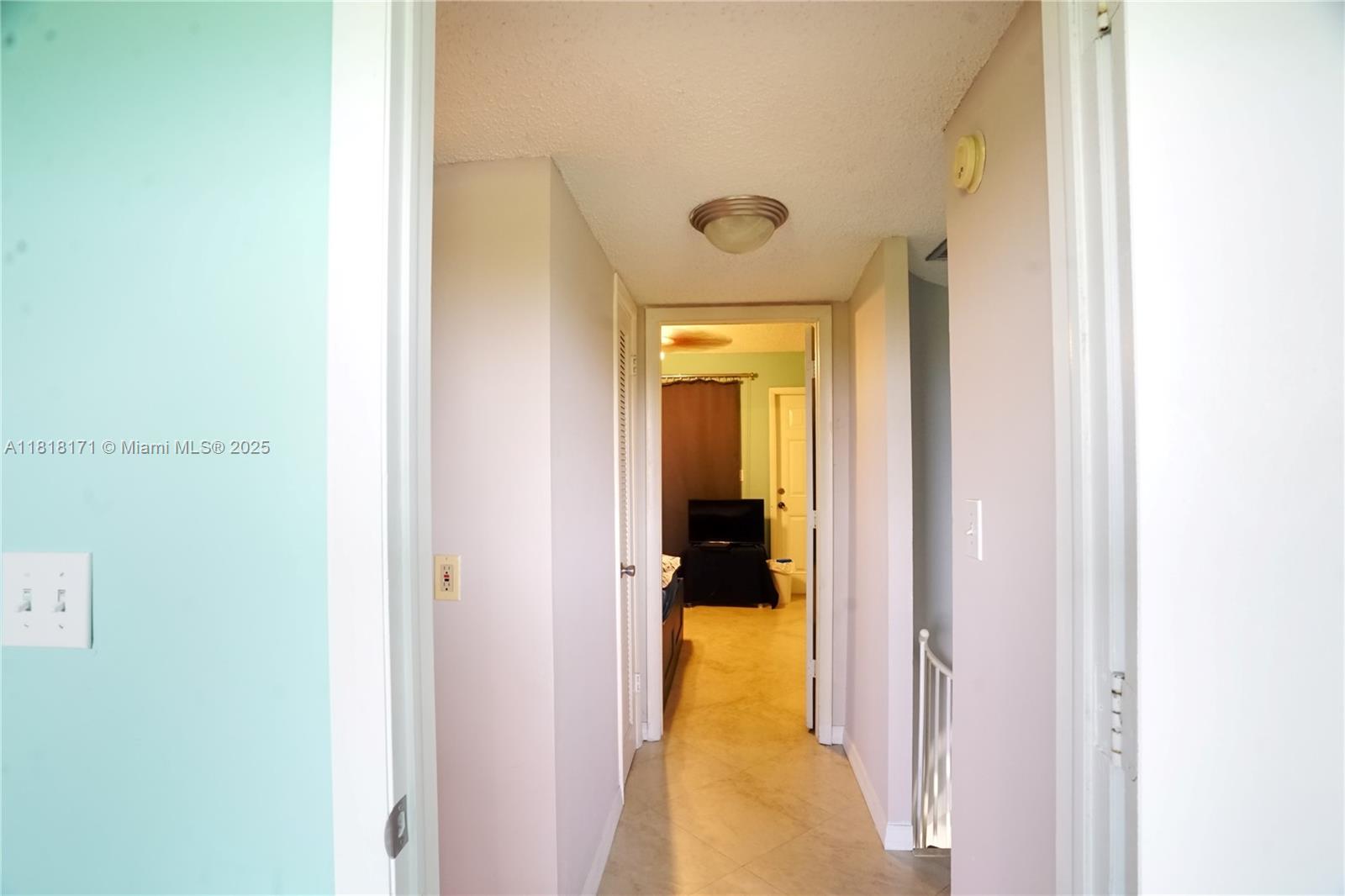 TENNIS CLUB DAVIS CONDO - Residential