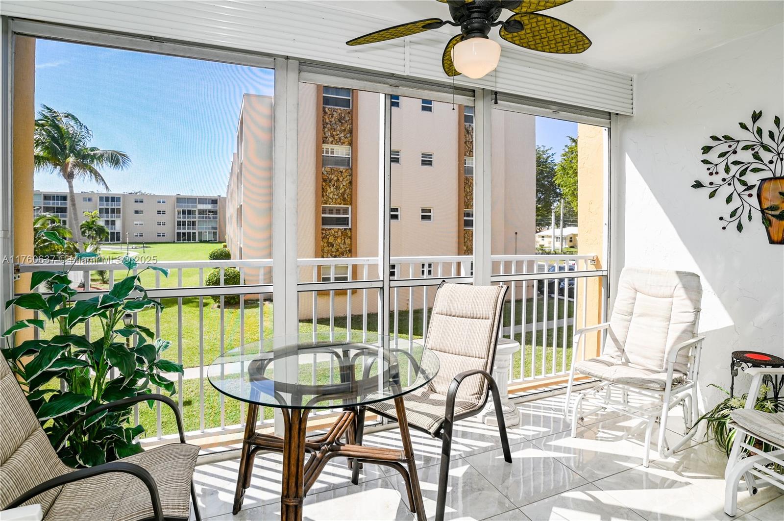 MEADOWBROOK LAKES CONDO - Residential