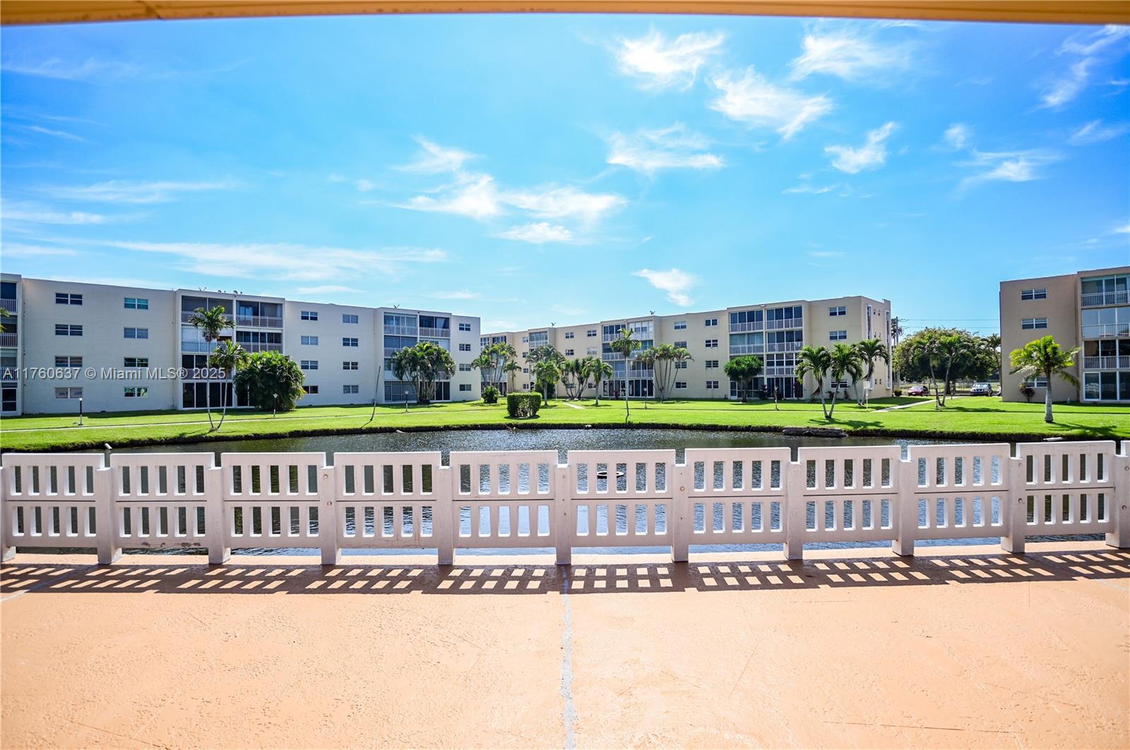 MEADOWBROOK LAKES CONDO - Residential