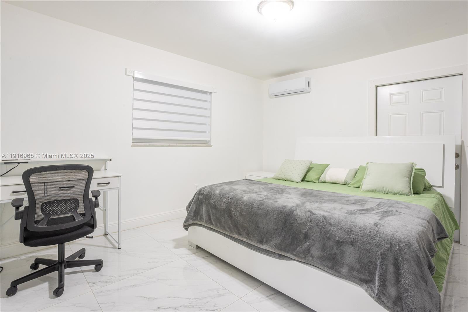 UNIVERSITY COURTS SUB - Residential