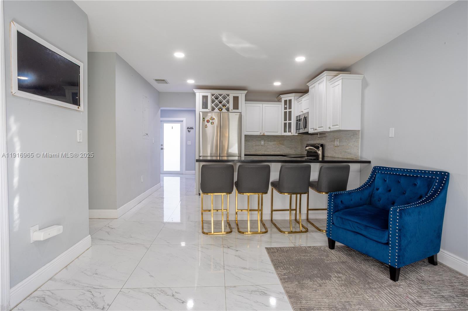 UNIVERSITY COURTS SUB - Residential