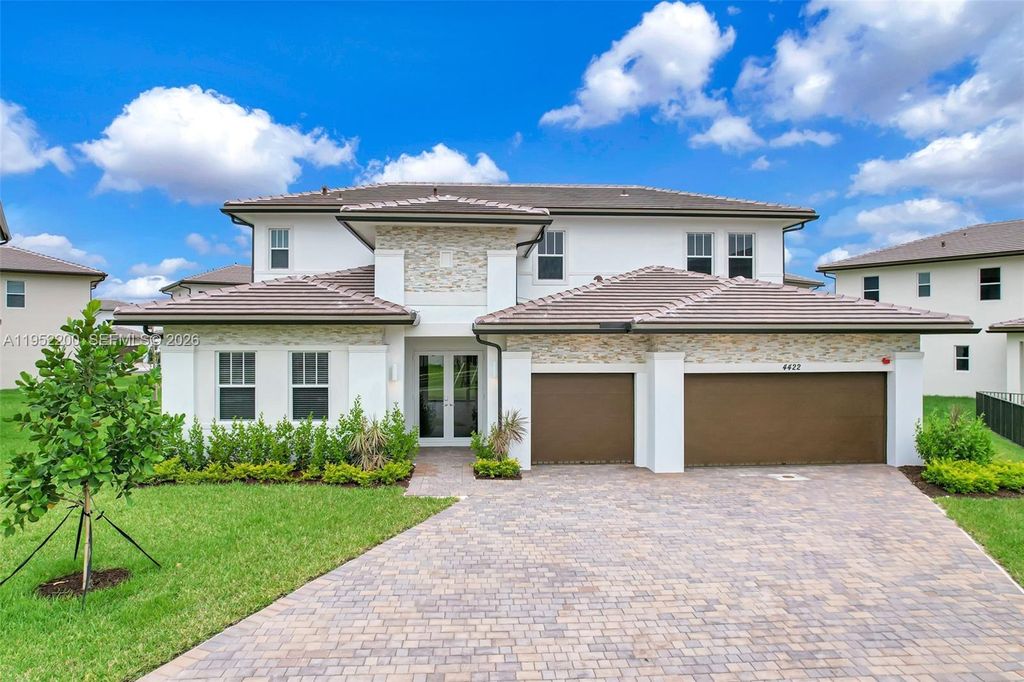 Photo of 4422 SW 122nd Way, Davie, FL 33330 (MLS # A11952200)