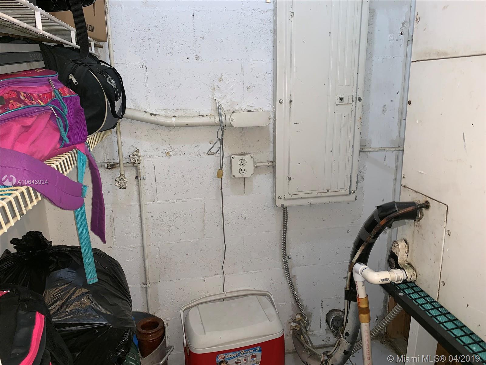 MCCLURE MANORS - Residential Income