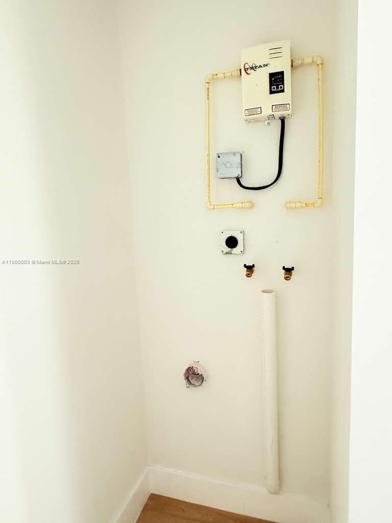 JOHN F KENNEDY ESTATES SE - Residential