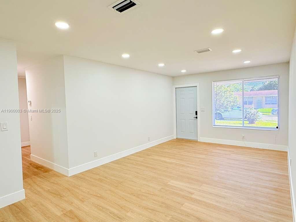 JOHN F KENNEDY ESTATES SE - Residential