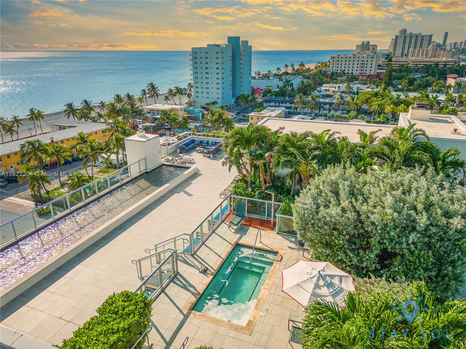 COSTA HOLLYWOOD CONDO - Residential