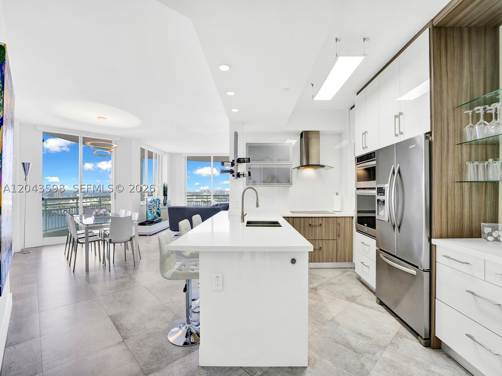 888 Brickell Key Dr 2412