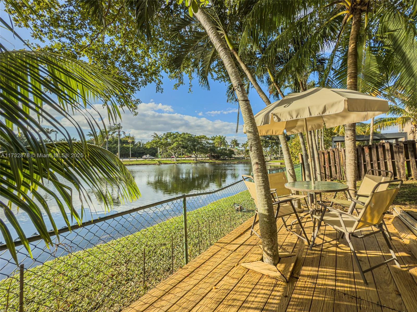 205 Sw 159th Way, Sunrise, Miami-Dade County, Florida - 3 Bedrooms  
2 Bathrooms - 