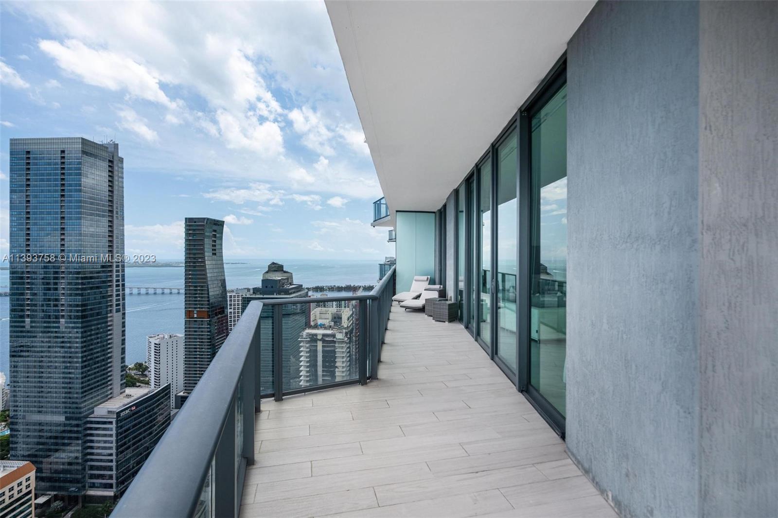 SLS BRICKELL - PH UNIQUE - Residential