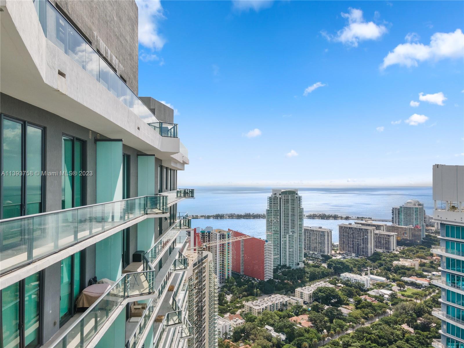 SLS BRICKELL - PH UNIQUE - Residential